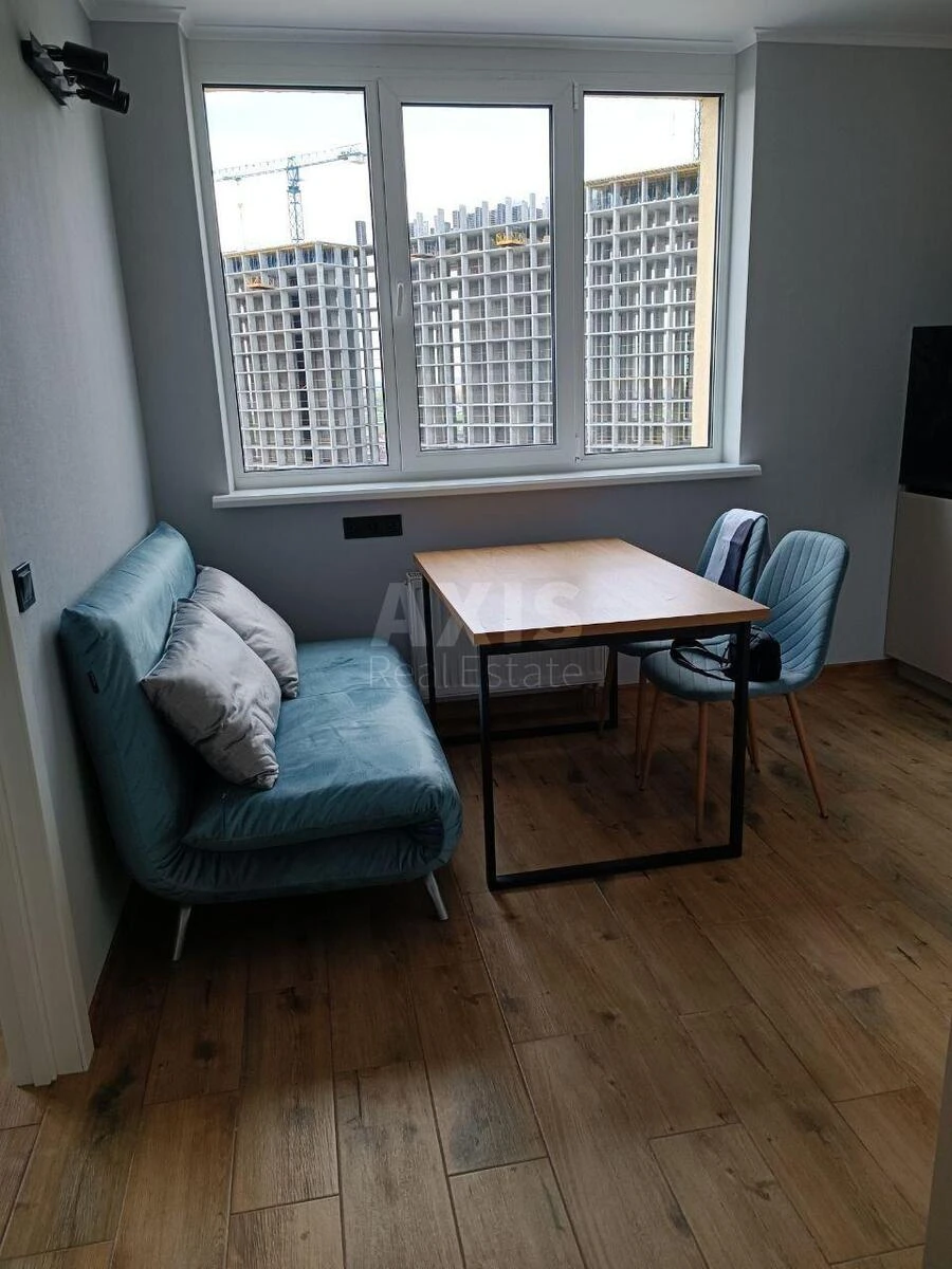 1к квартира ул. Михаила Максимовича 32А645101