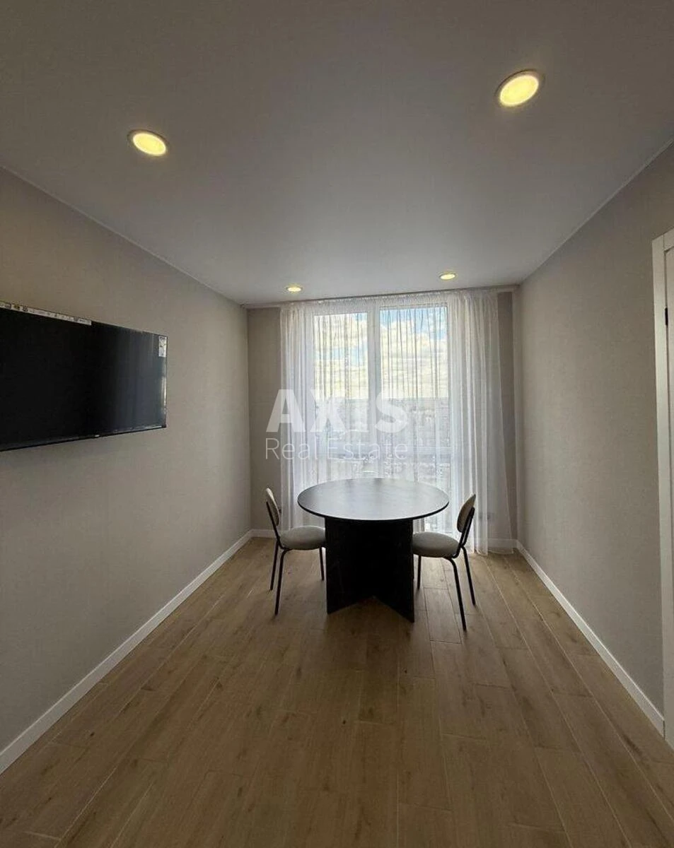 1k apartment vul. Oleha Mudraka 1Б622140