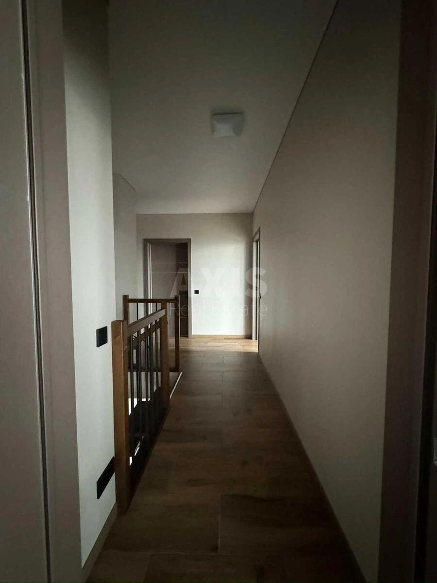 4к квартира ул. Бережанская 15623348