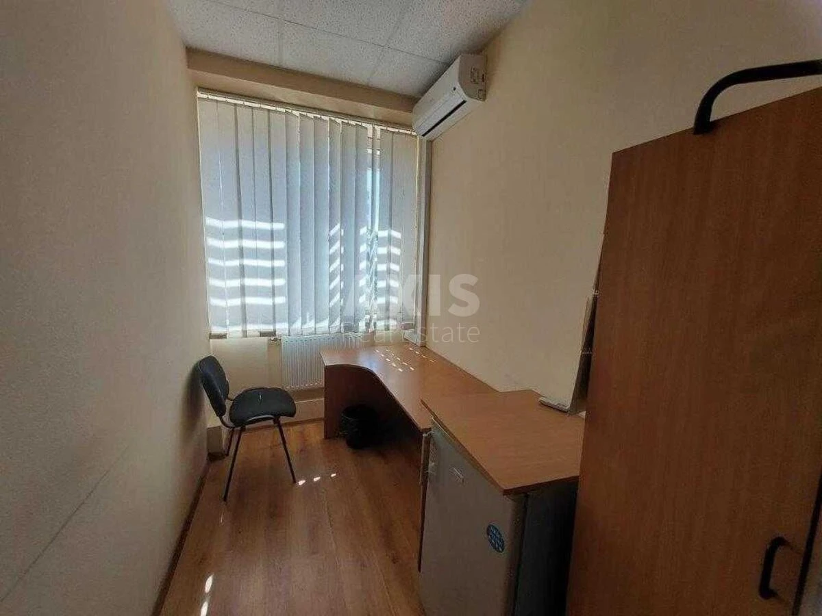 Офис ул. Кирилловская 30, 370м27117711