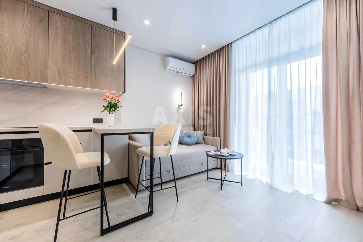 1k apartment vul. Brativ Shemetiv 10/8665124