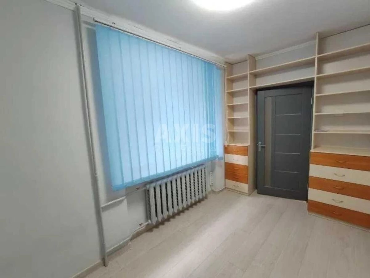 Office prov. Ipsylantijevs'kyj 3, 61m2576533