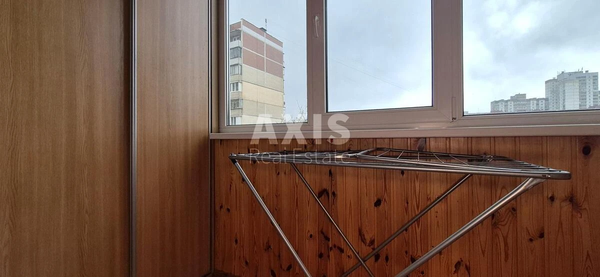 3k apartment pr-t Chervonoyi Kalyny 69А6334611
