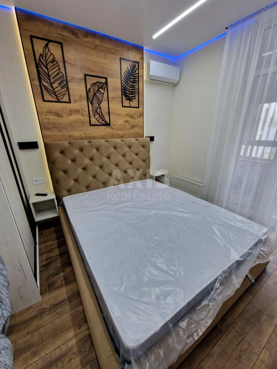 2k apartment vul. Saljutna 2Б672687