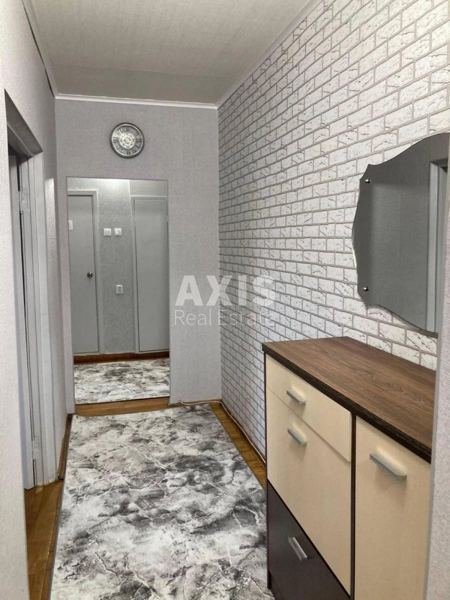 3k apartment pr-t Svobody 6462410