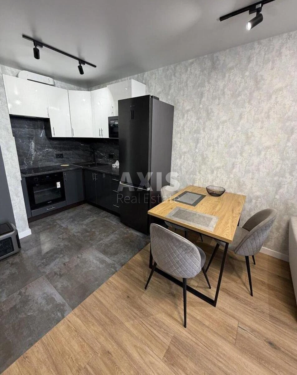 1k apartment pr-t Yevropeyskoho Soyuzu 5165060