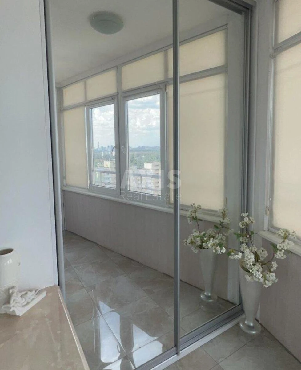 2k apartment vul. Irpins'ka 69А411287