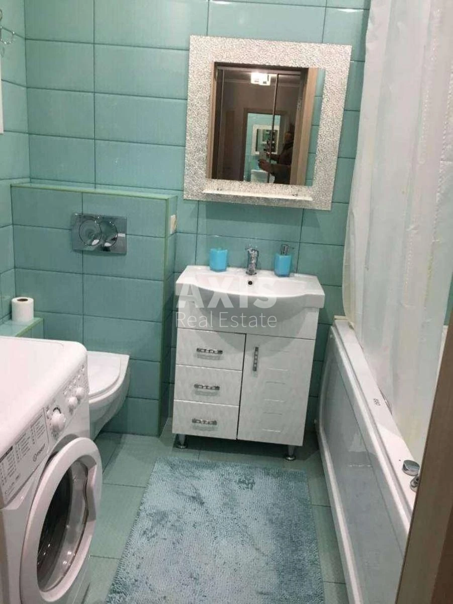 2k apartment pr-t Sobornosti 30231192