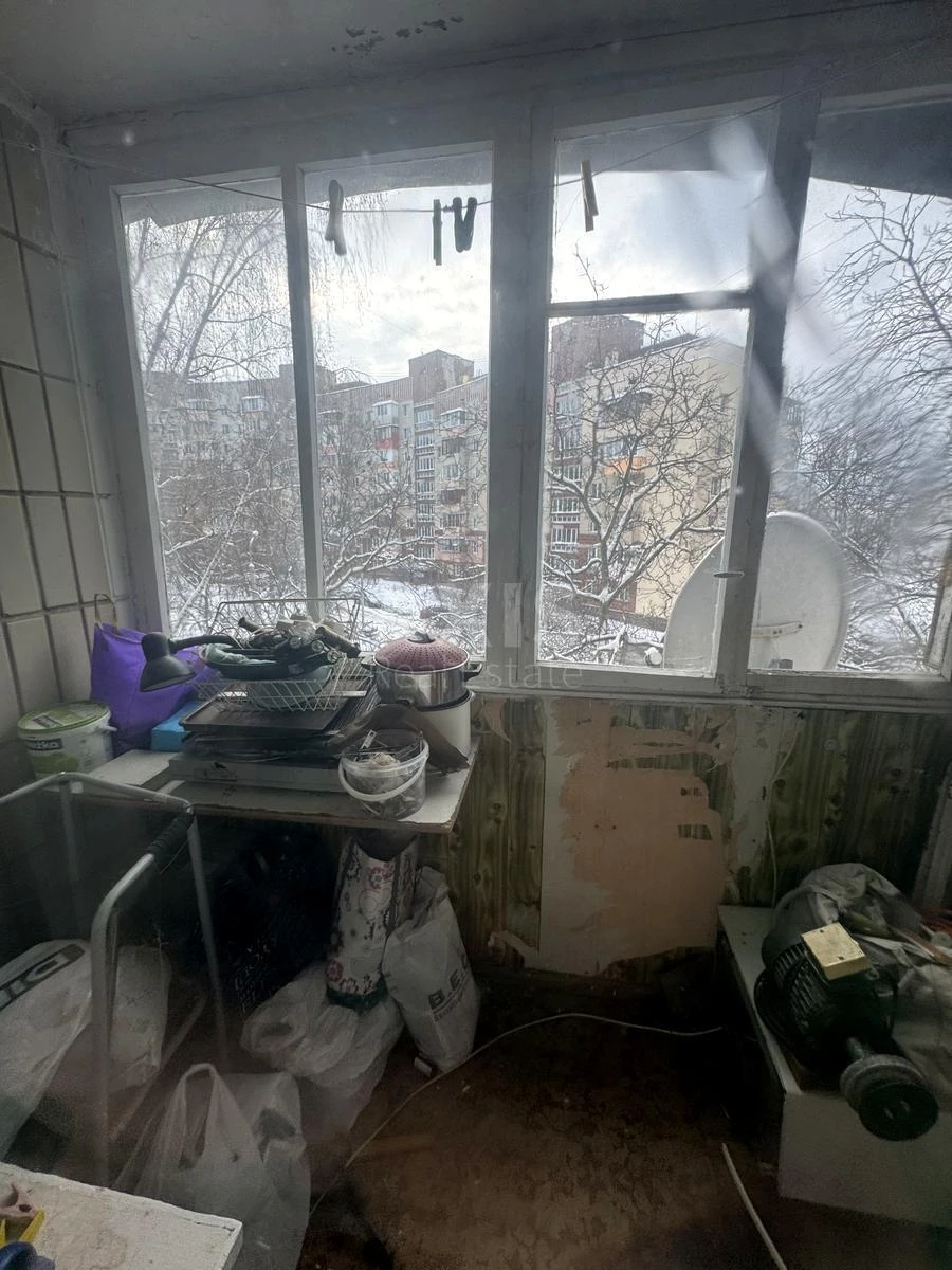 3к квартира пр-т Гонгадзе Георгия 96766316