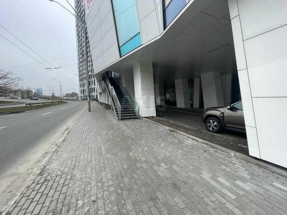 Service object pr-t Berestejskij 11, 362m26123910