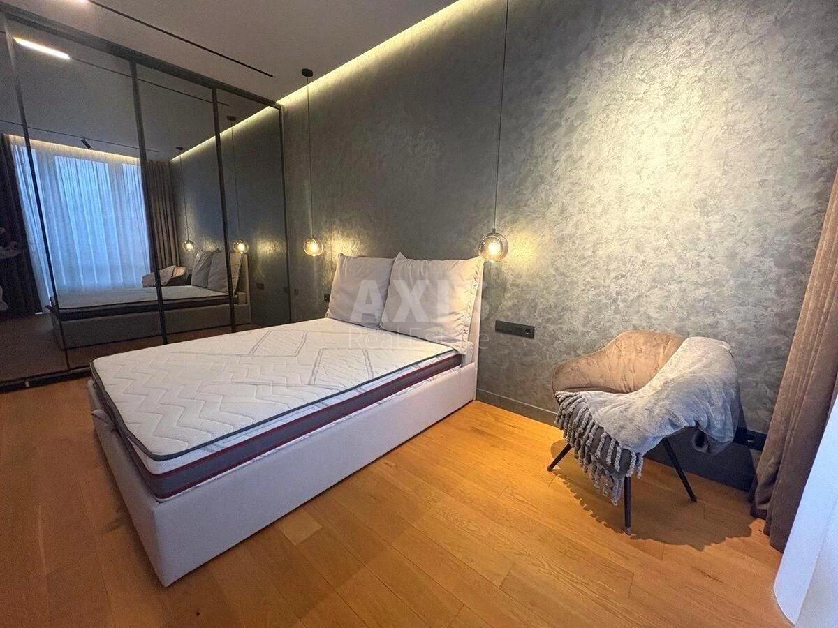 2k apartment nab. Dniprovs'ka 18Б703275