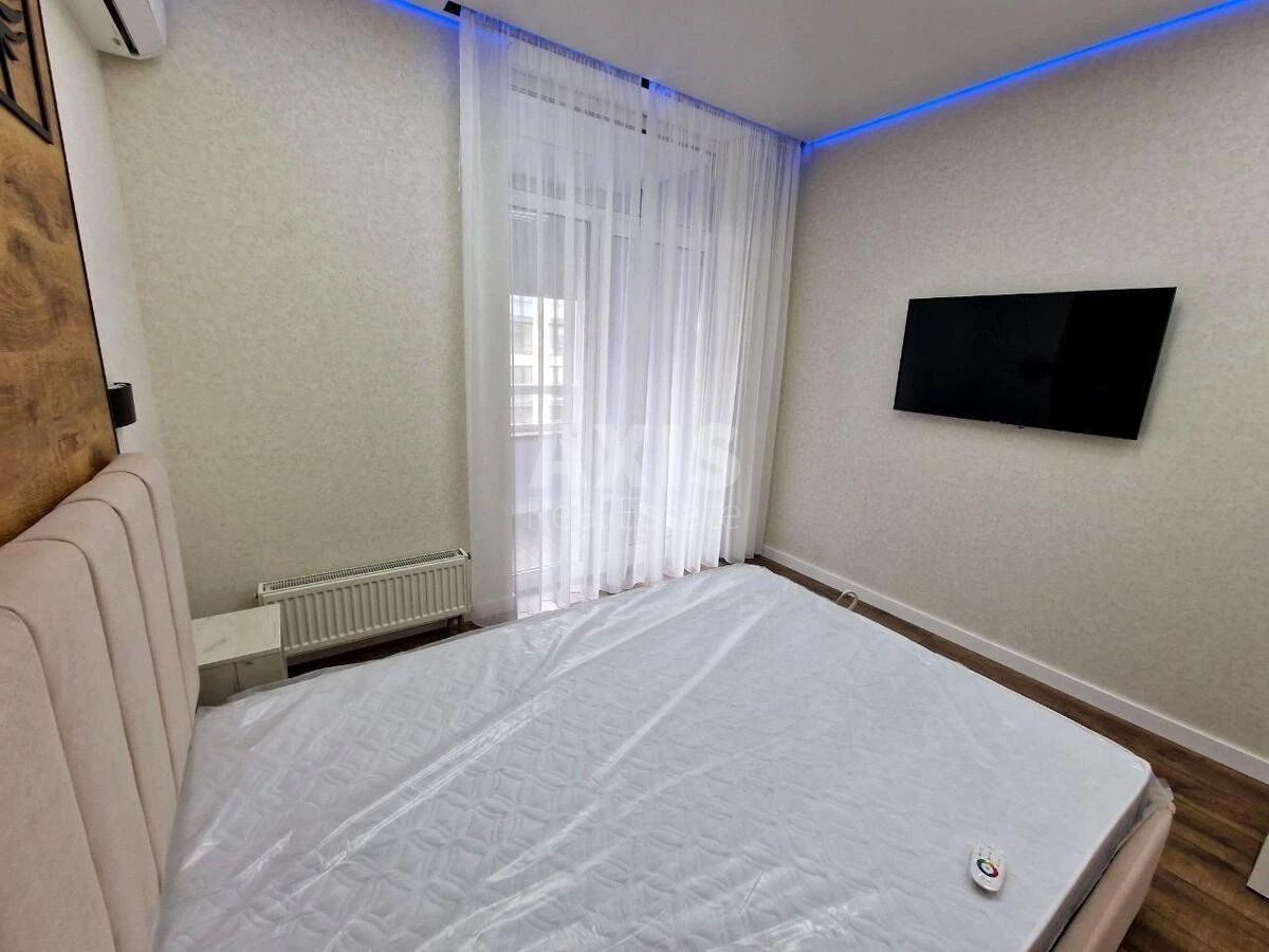 2k apartment vul. Saljutna 2Б6726810