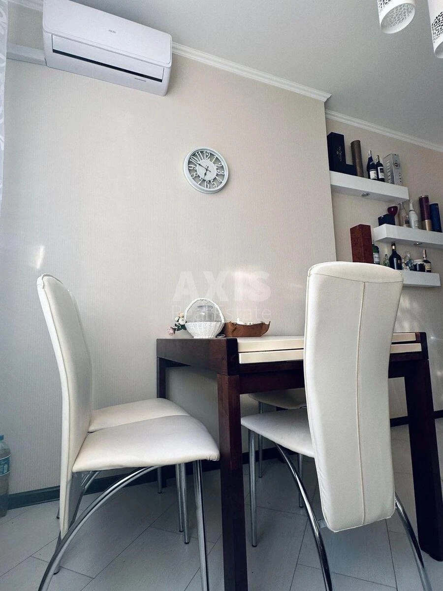 1k apartment vul. Yulia Zdanovska 46/1672880