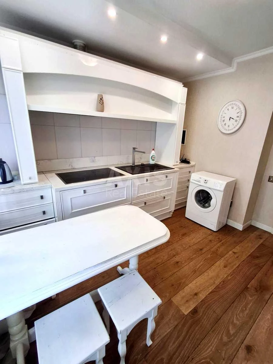 1k apartment vul. Urlivs'ka 36А705411