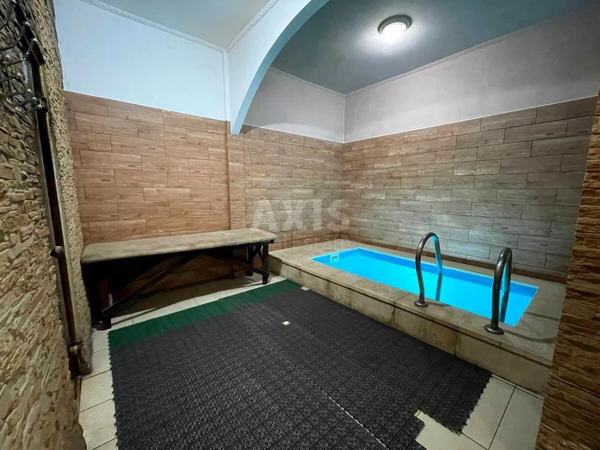 Trade object vul. Zelena 85, 215m2658142