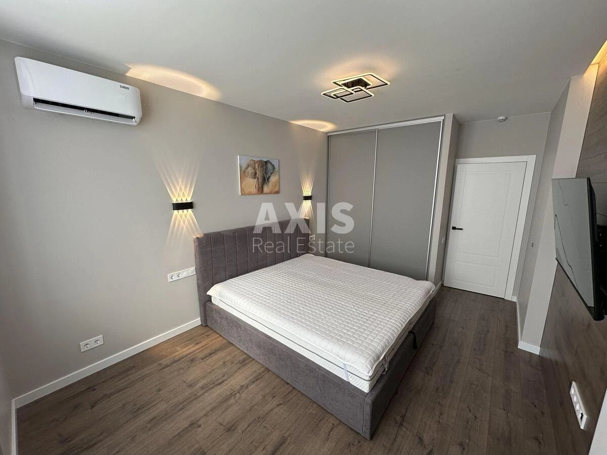 1k apartment vul. Obuhivs'ka 137643114