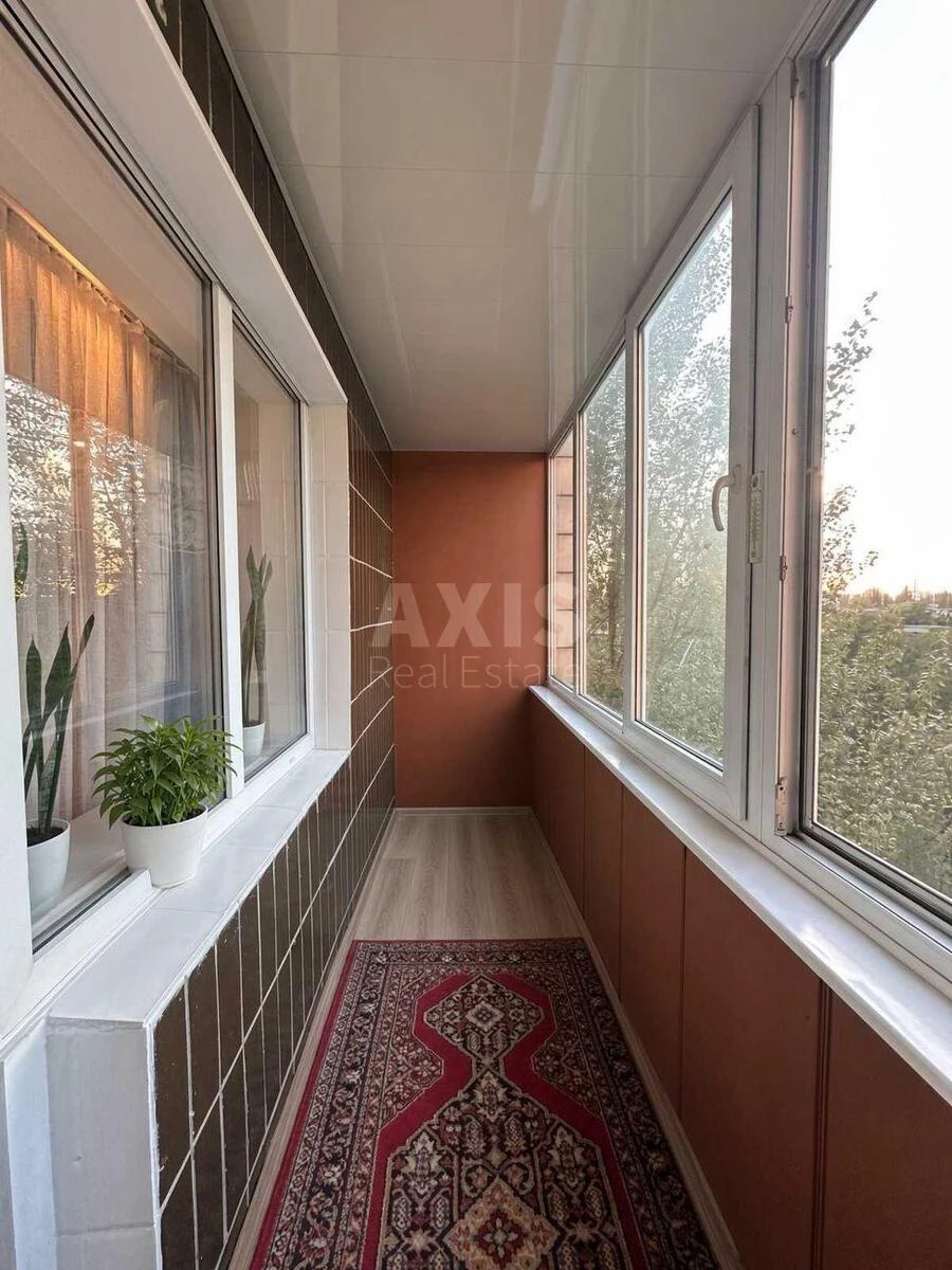 2k apartment pr-t Lesja Kurbasa 3Г712573