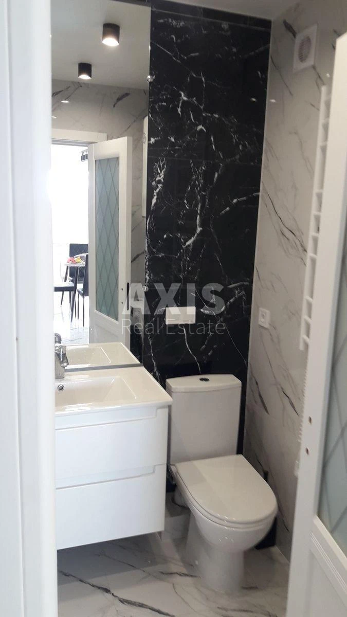 3k apartment uzv. Lysogirs'kyj 20423667