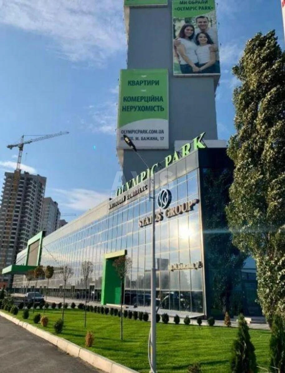 Объект торговли пр-т Бажана Николая 17А, 35м263559