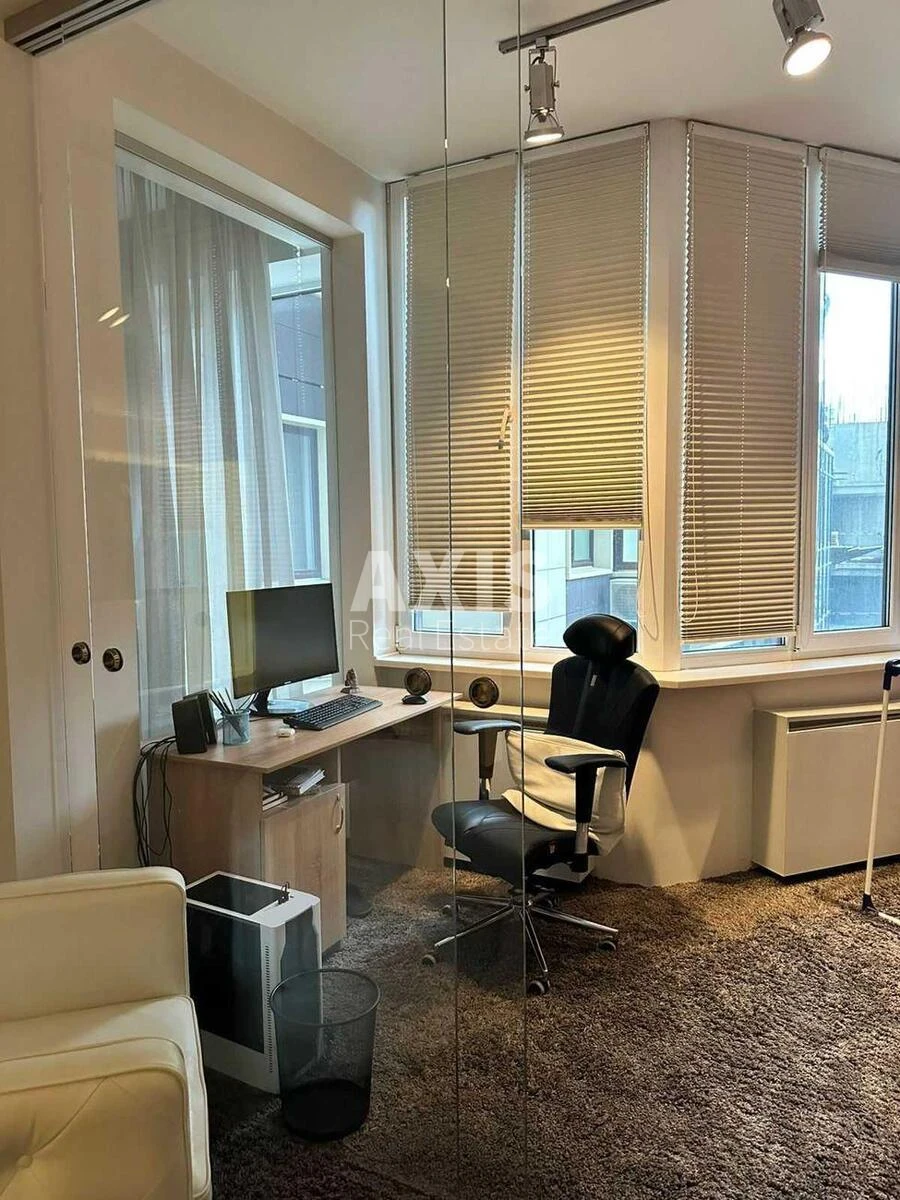 3k apartment vul. Vasylya Tyutyunnyka 37/1612154