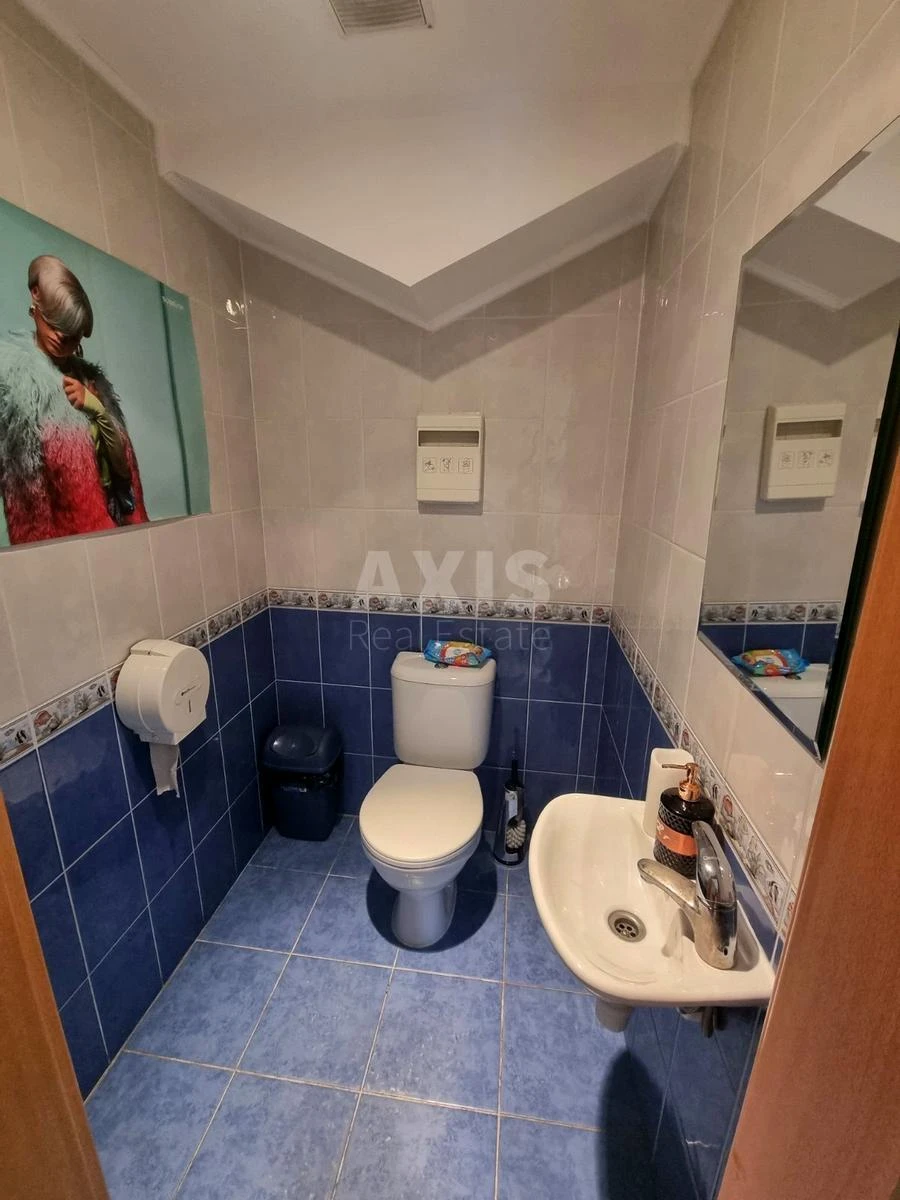 Trade object vul. Ahmatovoi' Anny 13, 156m26692710