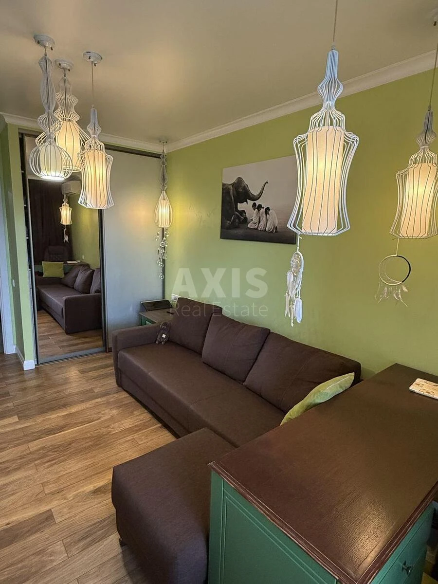 2k apartment vul. Revuc'kogo 9715874