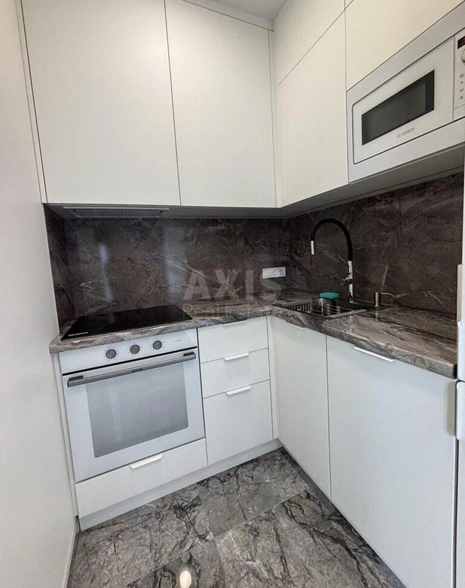 1k apartment vul. Nyzhnij Val 27