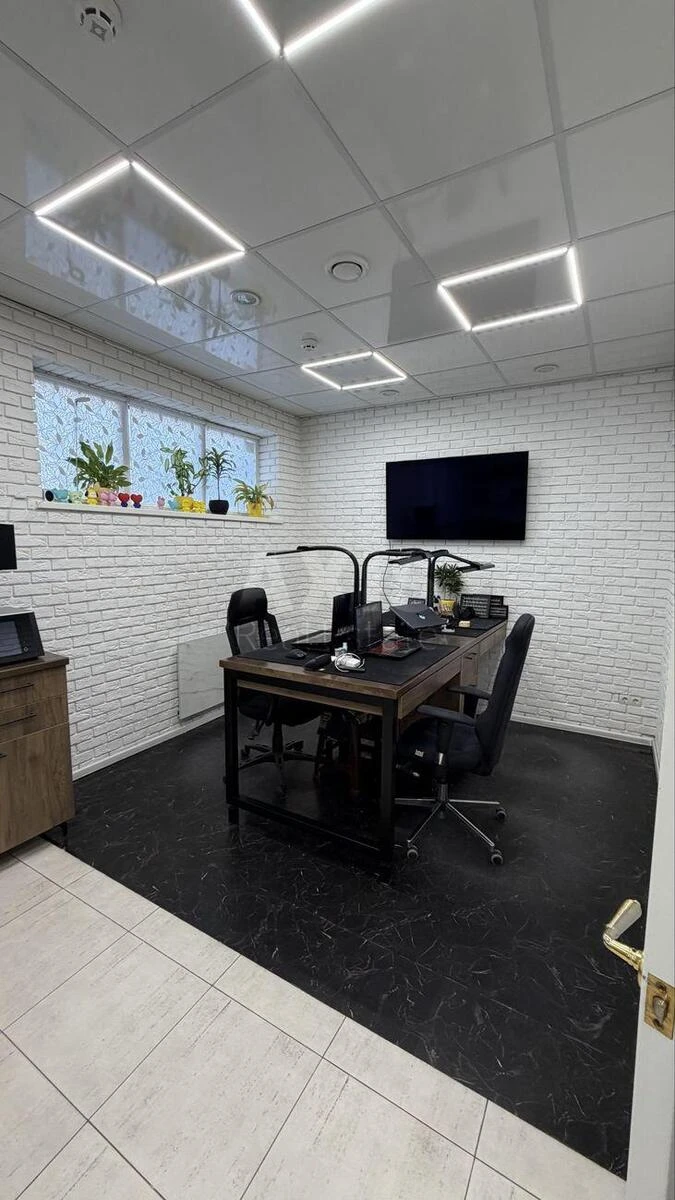 Офис ул. Соломии Крушельницкой 13, 60м27062310
