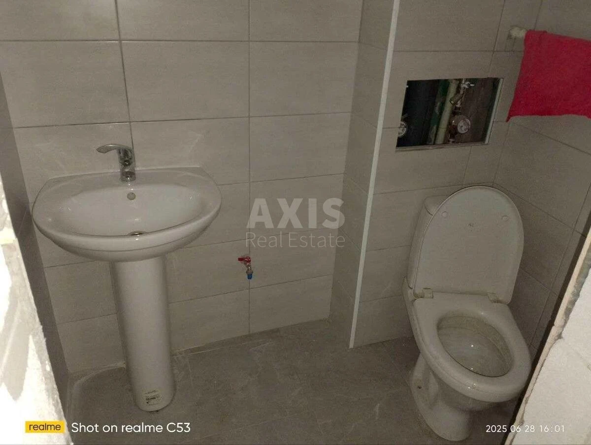 Trade object bul. Verhovnoi' Rady 26, 53m2608351