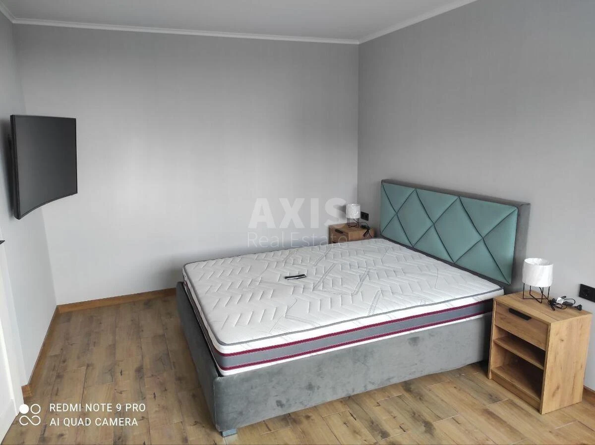 1к квартира ул. Михаила Максимовича 32А645103