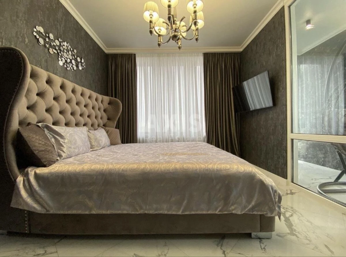 2k apartment nab. Dniprovs'ka 18645500