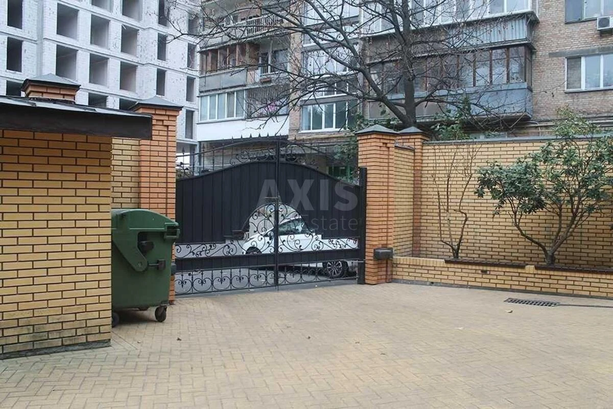 Trade object vul. Zhyljans'ka 72А, 1500m2667525