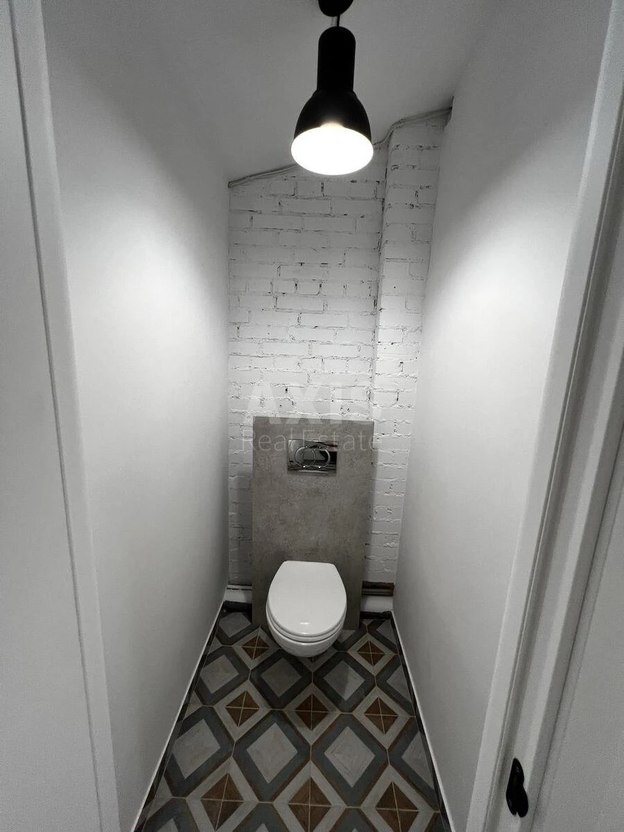 Office vul. Mezhygirs'ka 87А, 316m2698167
