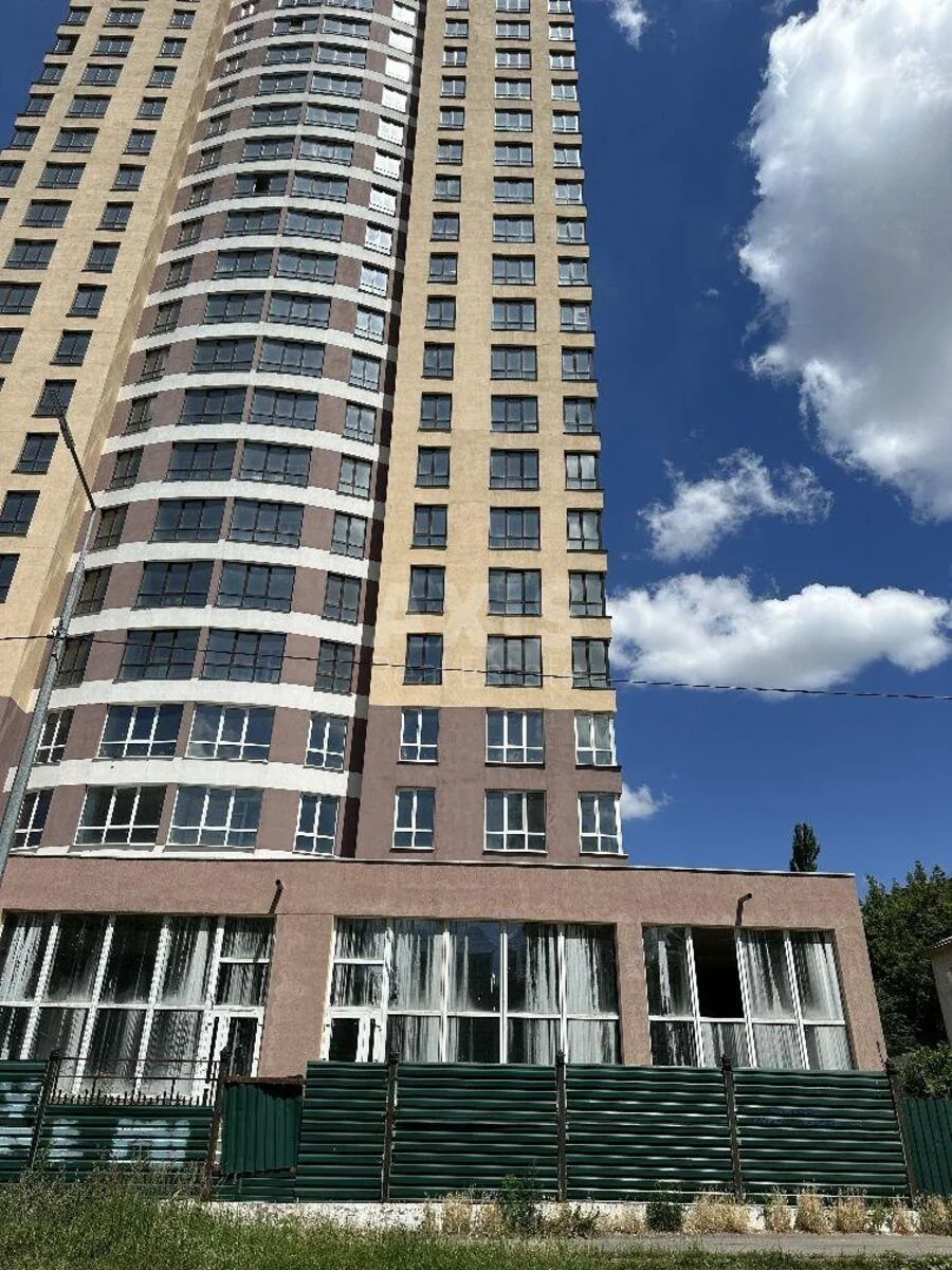 Объект торговли пер. Машиностроительный 26, 113м2