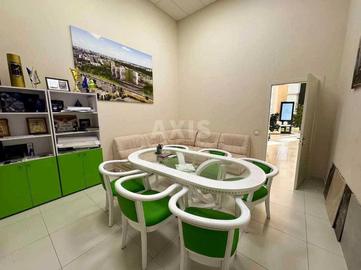 Office pr-t Bazhana Mykoly 17А, 183m27127516