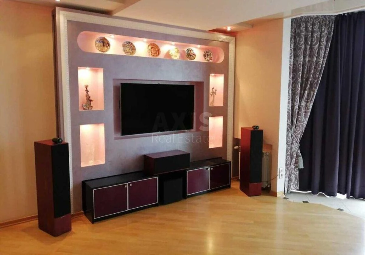 4k apartment vul. Osinnja 33713305