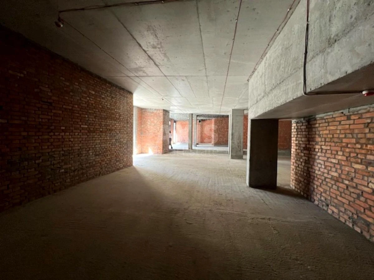 Office vul. Hohlovyh Sim'i' 12А, 178m2634165