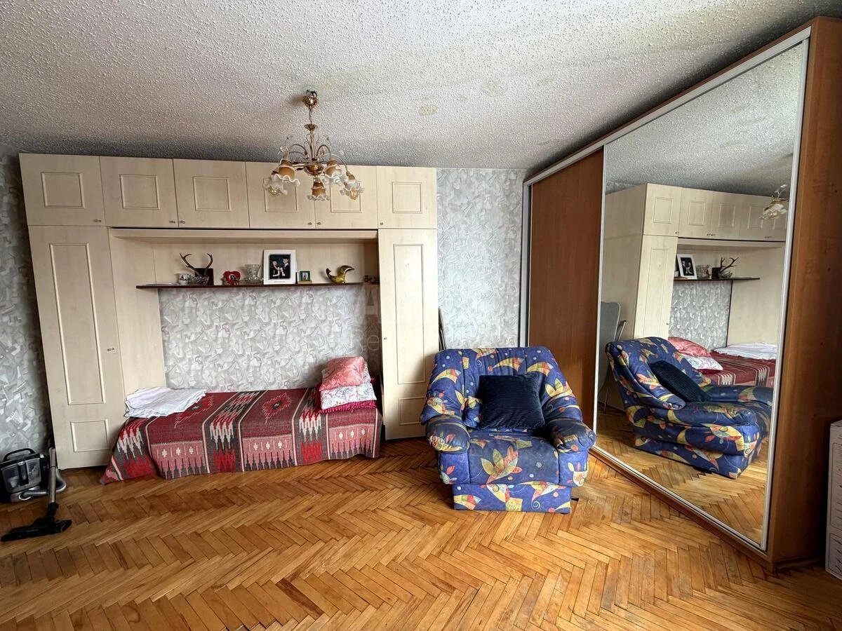 2k apartment bul. Verhovnoi' Rady 33/1668965