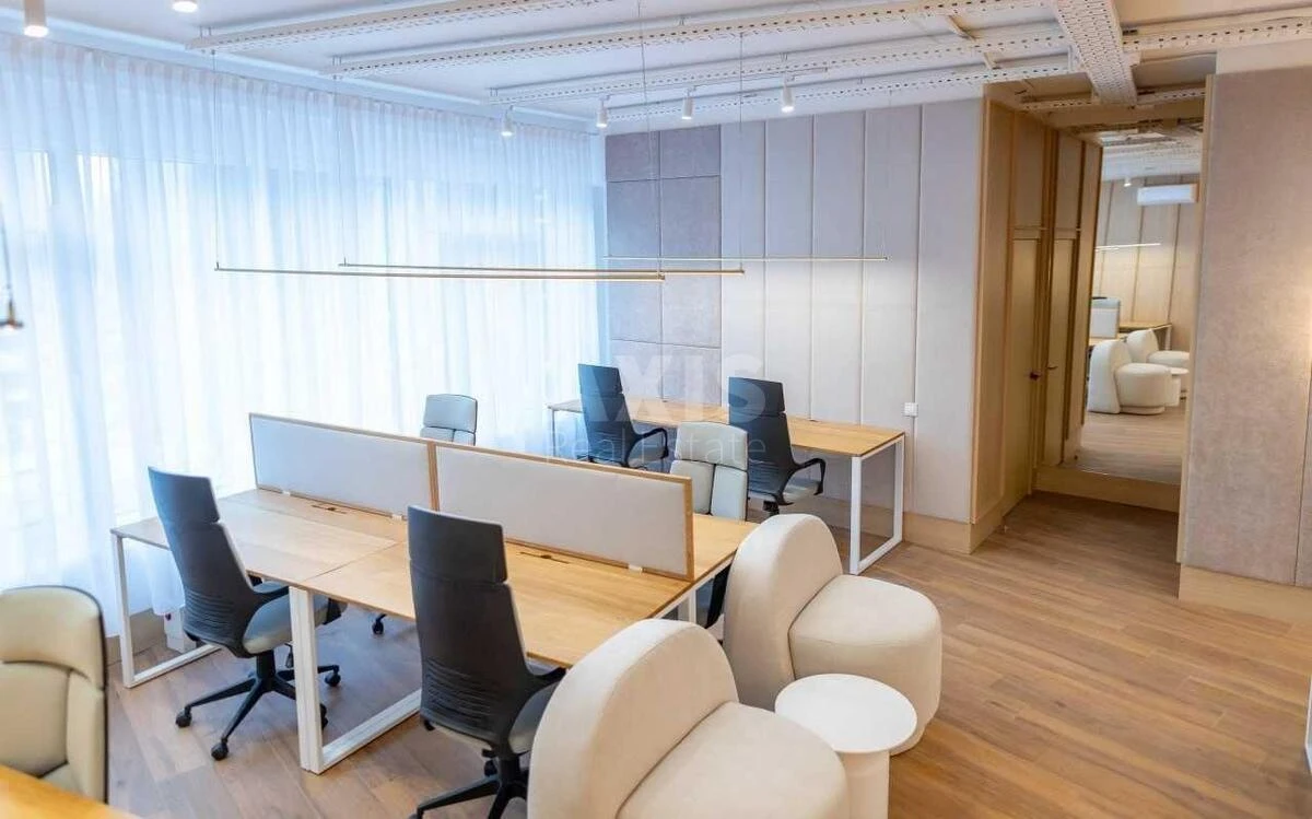 Office vul. Buslivs'ka 12, 135m2669708