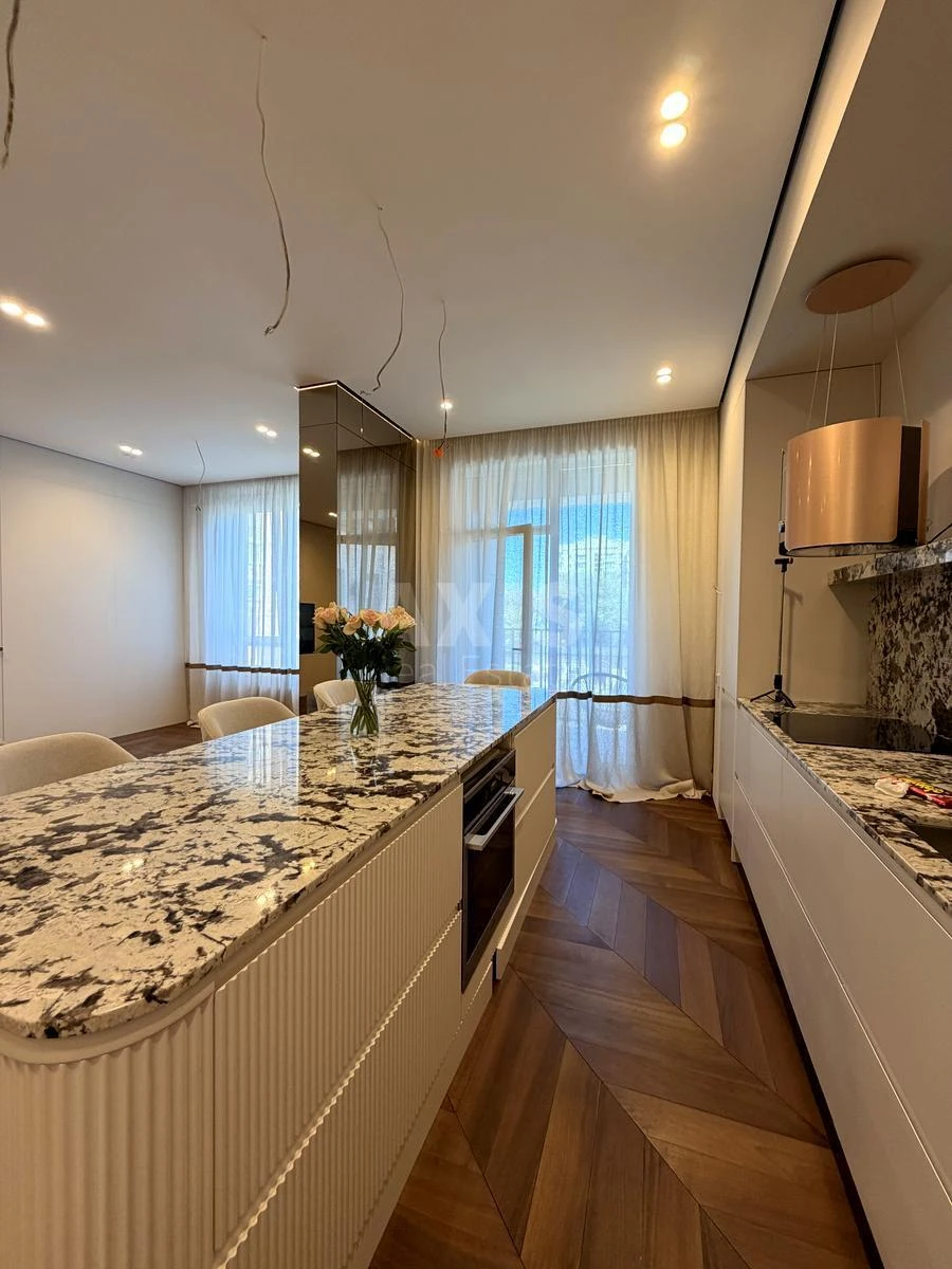3k apartment vul. Bul'varno-Kudrjavs'ka 17701810