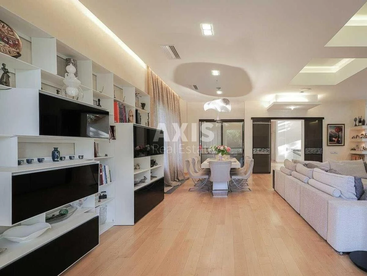 House prov. Snizhnjans'kyj, 640m2, Kyiv city537340