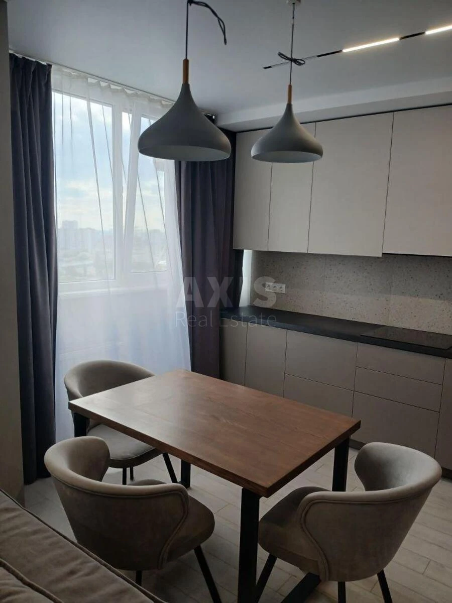 1k apartment vul. Yulia Zdanovska 34Б706501