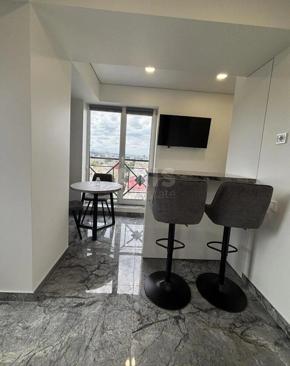 1k apartment vul. Nyzhnij Val 27642980