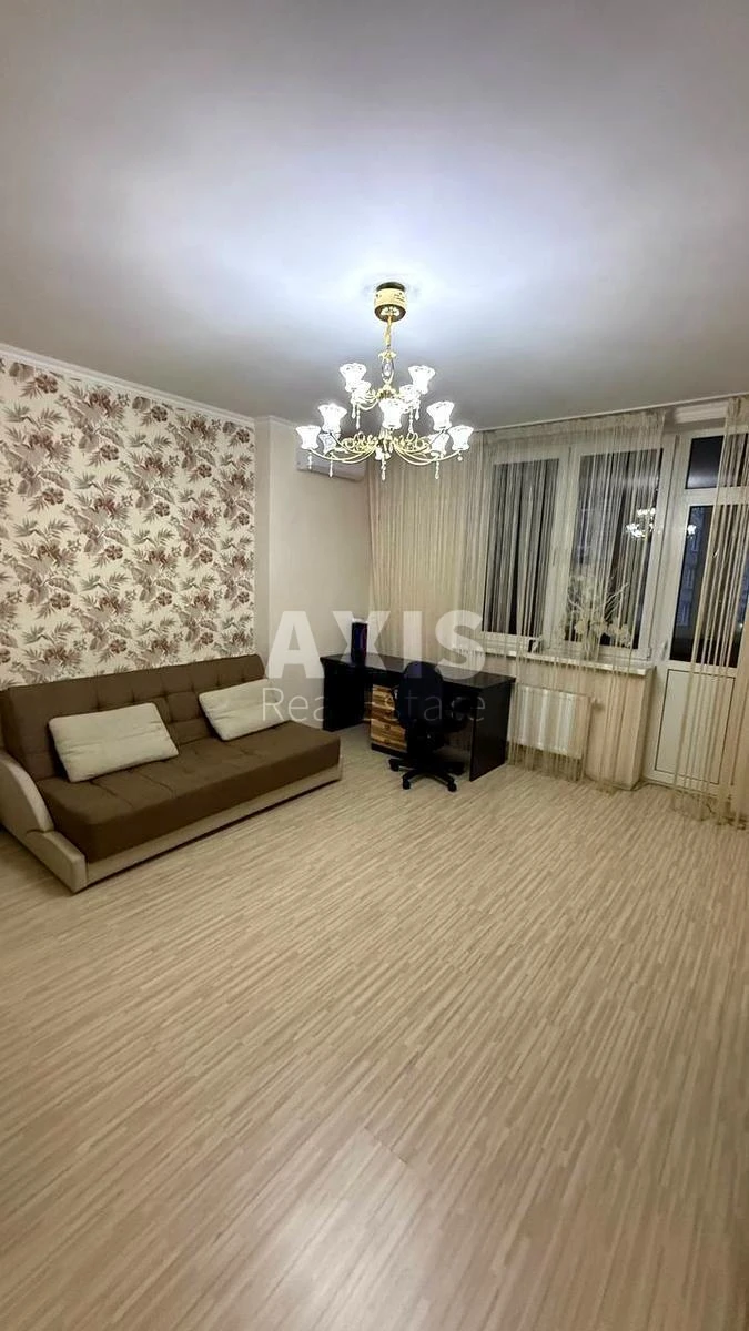 3к квартира ул. Ахматовой Анны 30645309