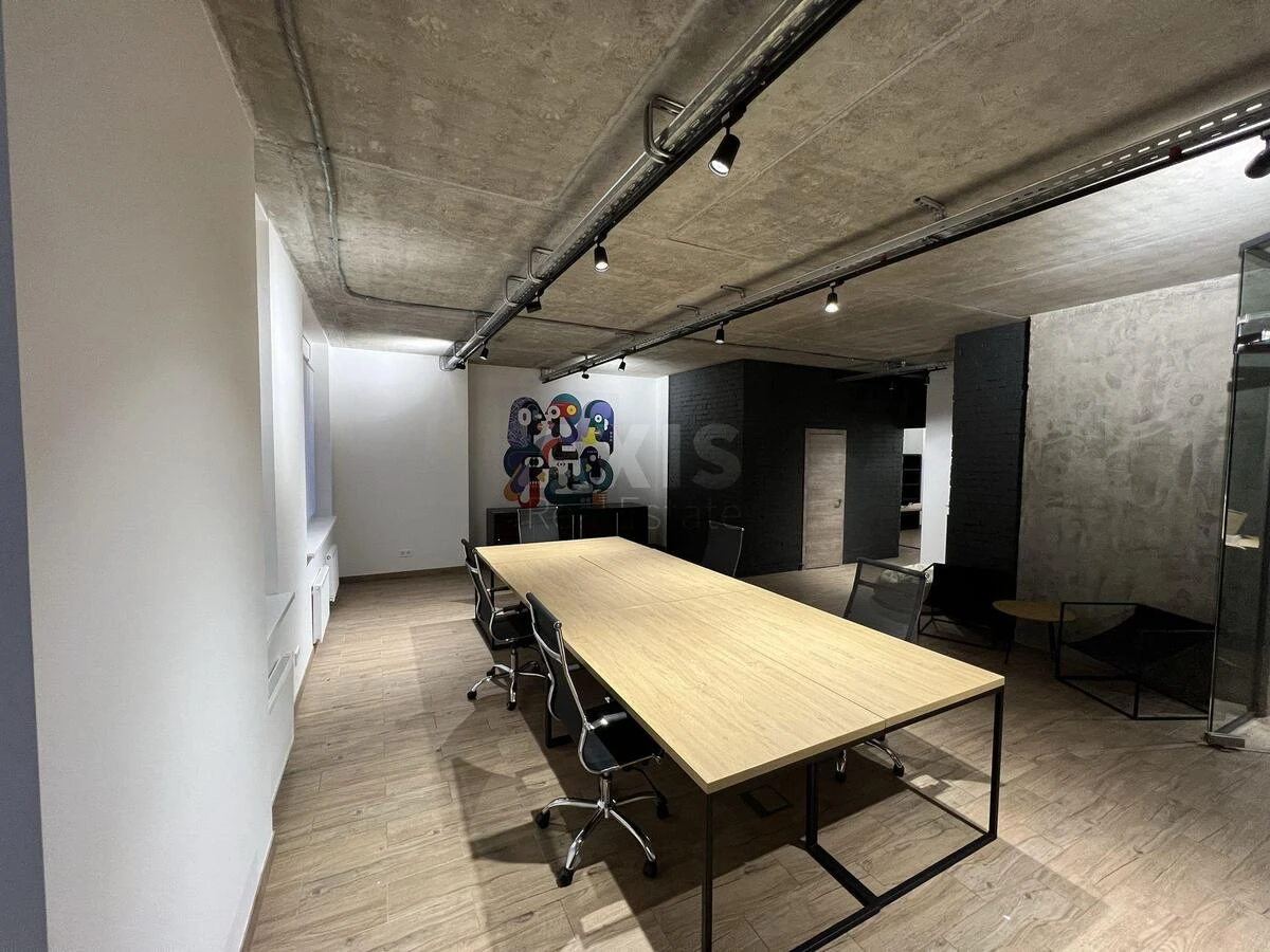 Office vul. Vasylya Tyutyunnyka 37/1, 105m2675494
