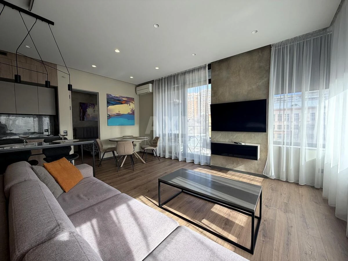 3k apartment vul. Fedorova Ivana 2А657780