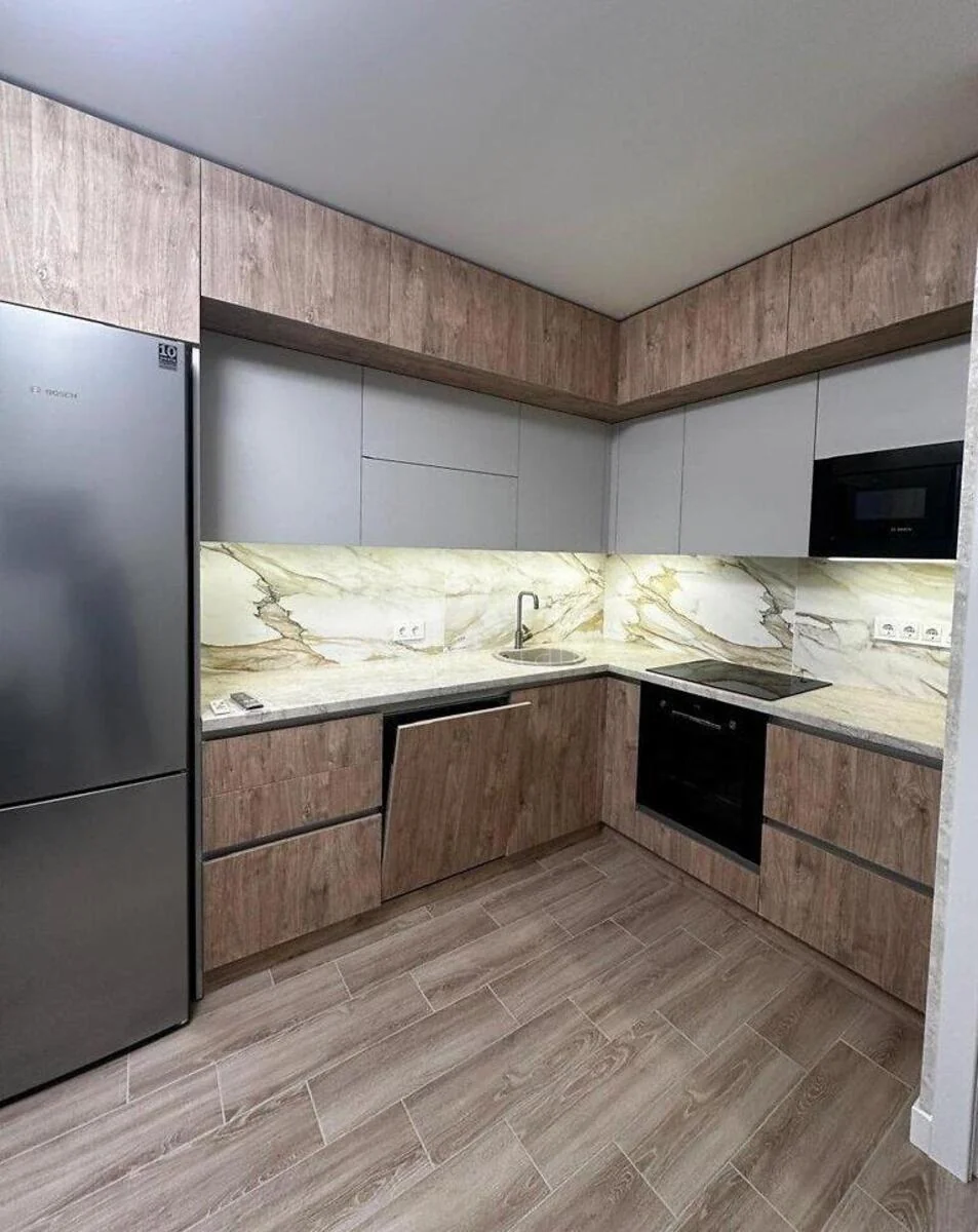 1k apartment pr-t Yevropeyskoho Soyuzu 53/46