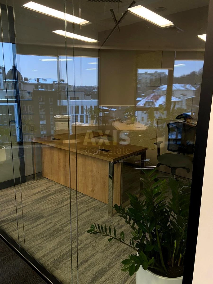 Office vul. Strutyns'kogo Sergija 13, 245m2692464