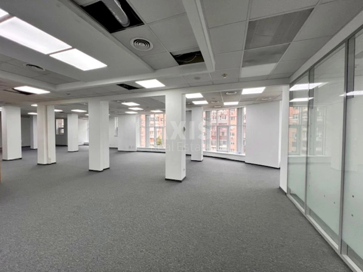 Office vul. Velyka Vasyl'kivs'ka 77А, 492m2692630