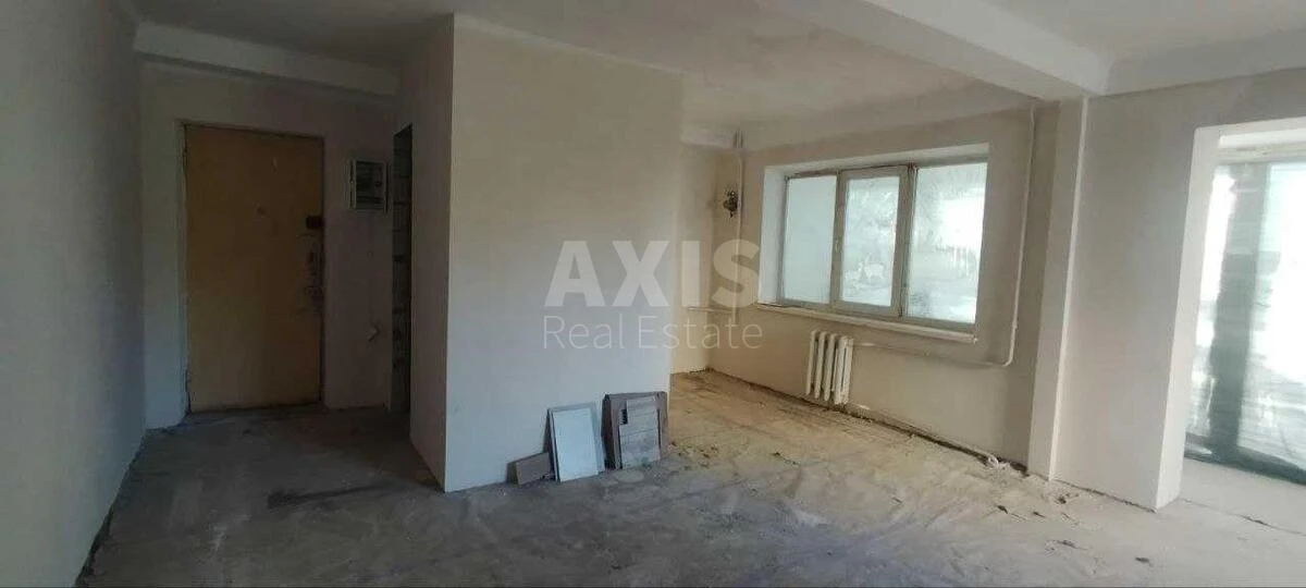 Trade object bul. Verhovnoi' Rady 26, 53m2608352